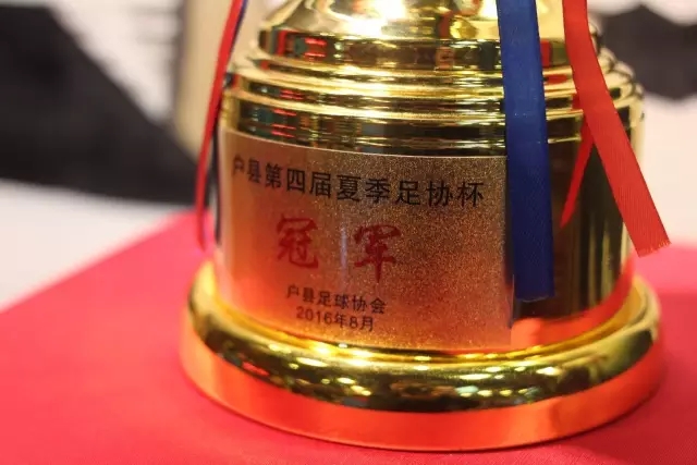 国际油价剧烈波动，背后因素引发关注